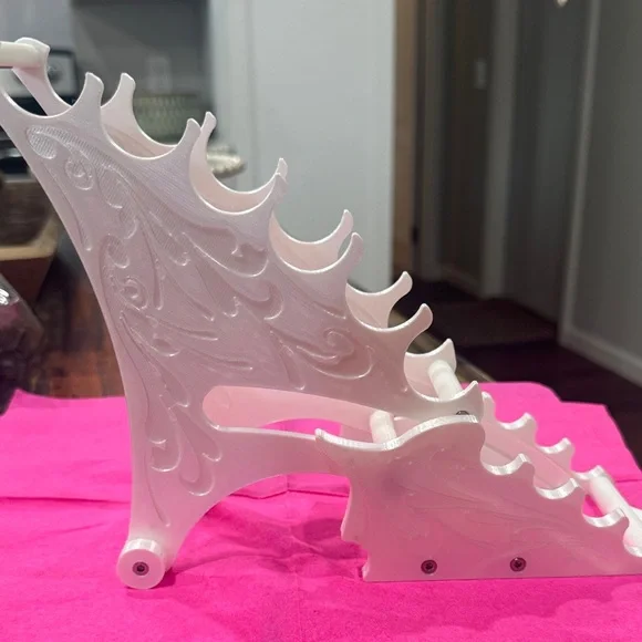 White Decorative Display Stand - Picture 3 of 5